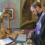 27 сентября православные христиане празднуют Воздвижение Креста Господня — один из 12 главных, или двунадесятых праздников Православной Церкви