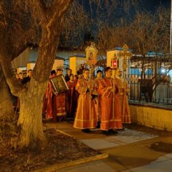 В Храме Вознесения Господня состоялись пасхальные богослужения (фотоальбом)